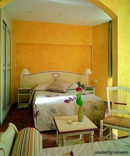 טולון Hotel Bonaparte חדר תמונה